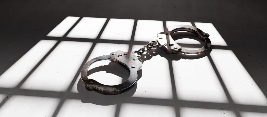 Полицейский патруль ROP на улицах Омана.